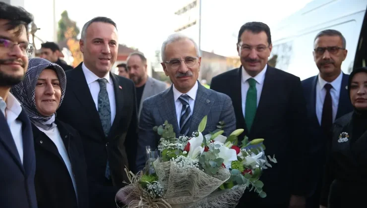 Bakan Uraloğlu, Karasu Limanı’nda incelemede bulundu Açıklaması